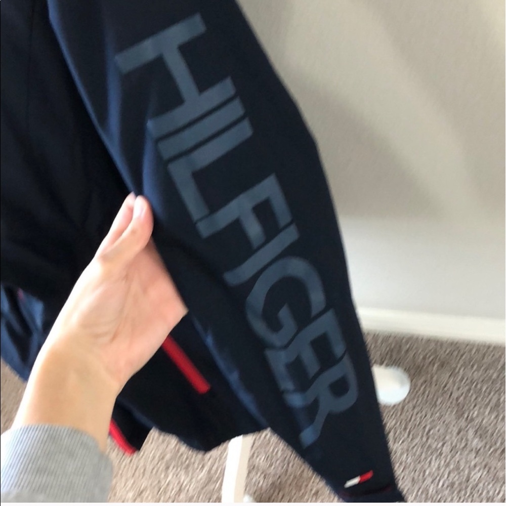 Winter Tommy Hilfiger coat - Picture 2 of 4